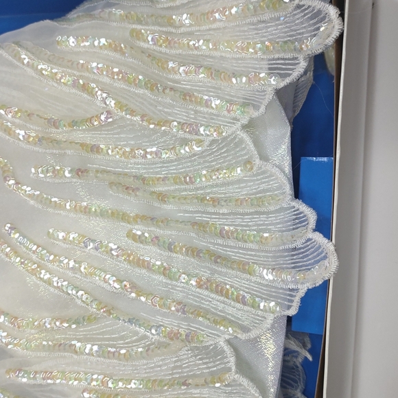 Mattel Enchanted Seasons Snow Princess Barbie #11875 NRFB First in Series 1994 - Picture 8 of 10